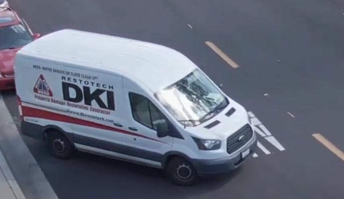 dki service vehicle