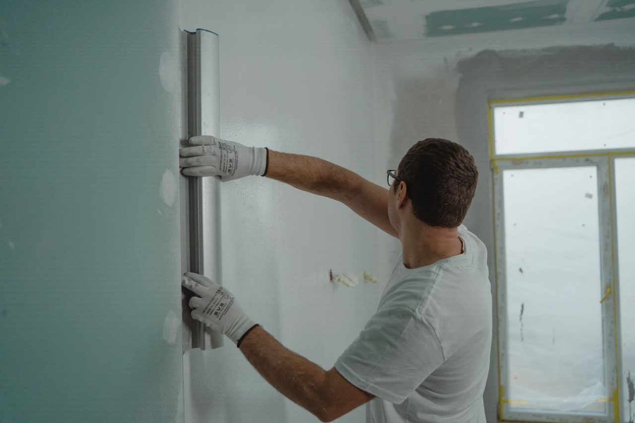 4 Ways to Keep Restoration Jobsites Safe Between Shifts